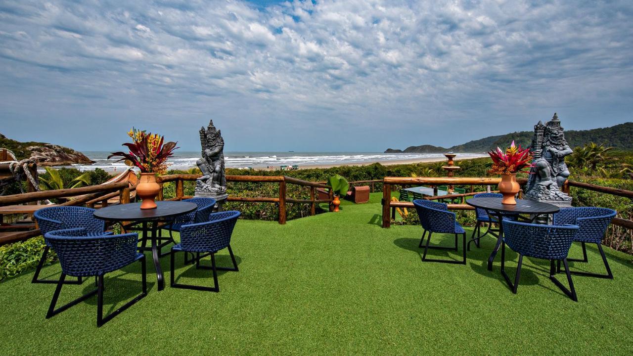 Grajagan Surf Resort Ilha do Mel Eksteriør billede