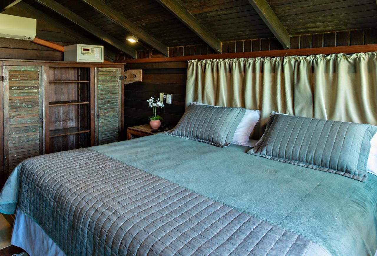 Grajagan Surf Resort Ilha do Mel Eksteriør billede