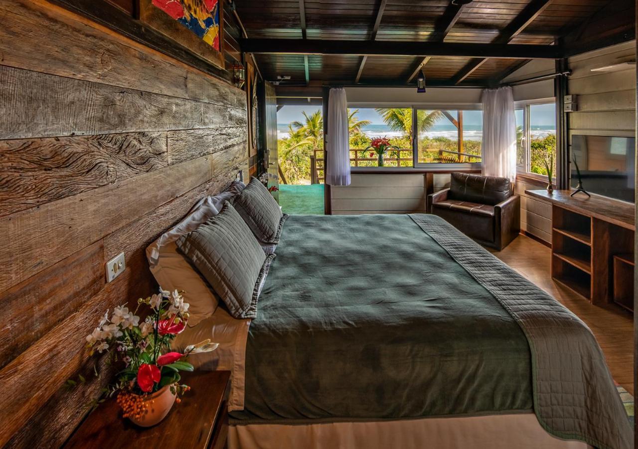 Grajagan Surf Resort Ilha do Mel Eksteriør billede