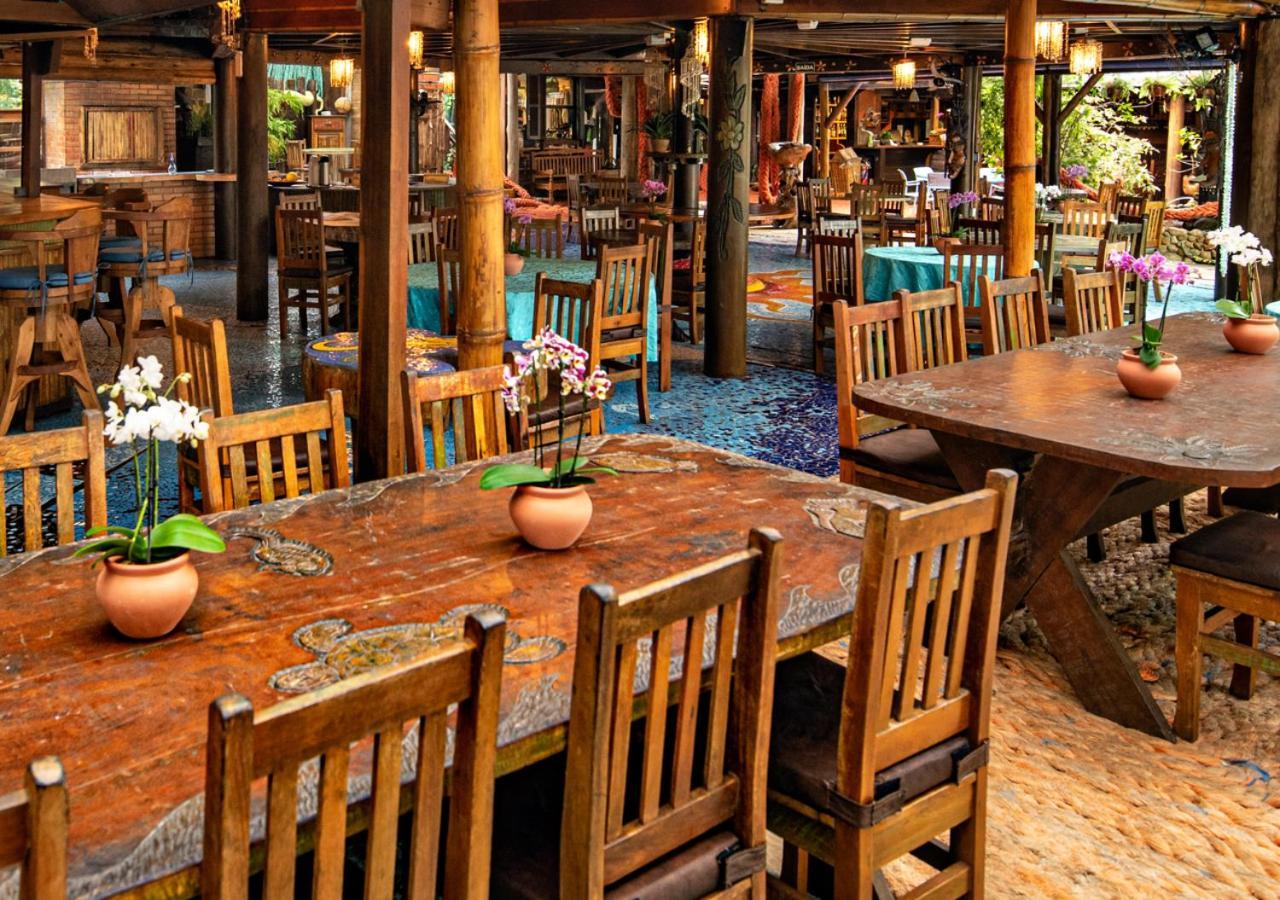 Grajagan Surf Resort Ilha do Mel Eksteriør billede